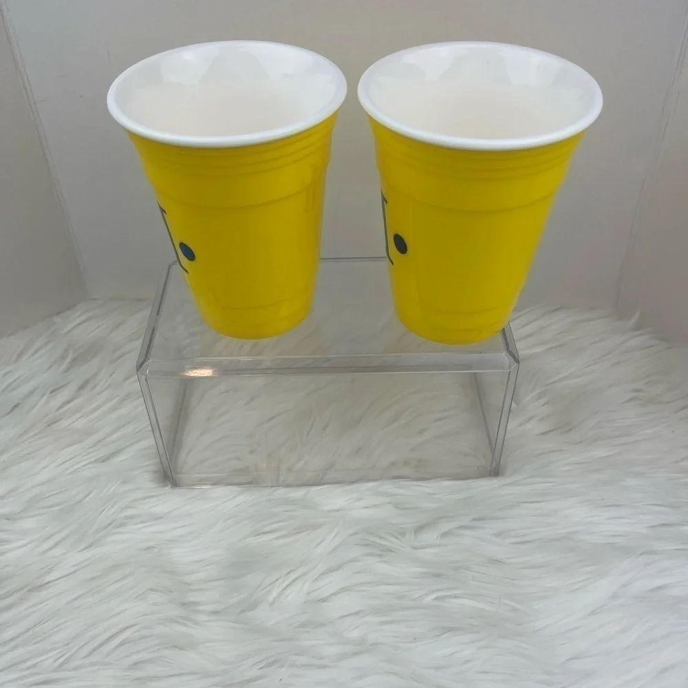NEW Double Wall Insulated Party Cups Set of 2 Monogrammed “M” Reusable Beer Pong
